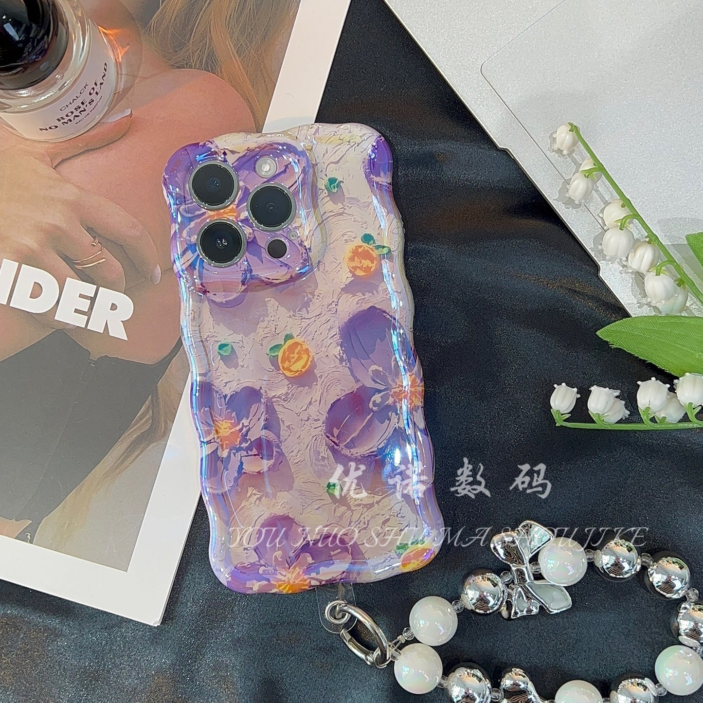 New listing 2 iPhone retro oil painting pattern phone case